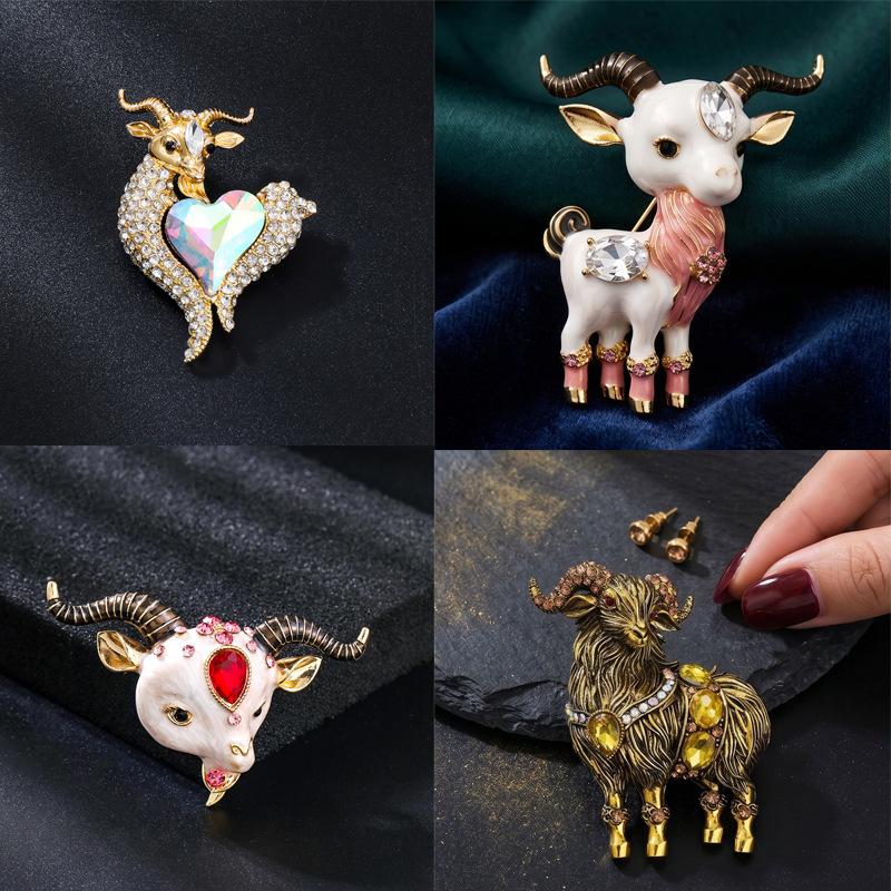 Unique Rhinestone Goat Brooch  - Unique Women'S Formal Wear ulasan dan harga